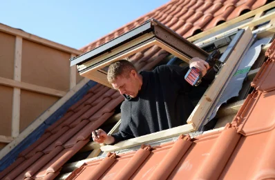 Pose de fenêtres de toit Velux à Guilly